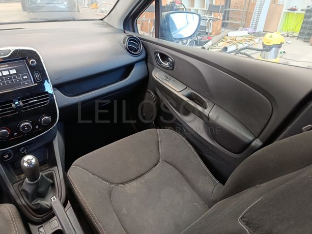 Renault Clio · Ano 2015