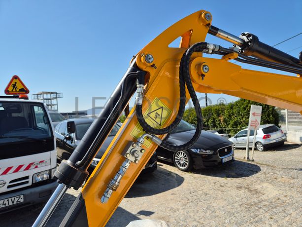 Mini Giratória Infront YFE20 · Ano 2023 
