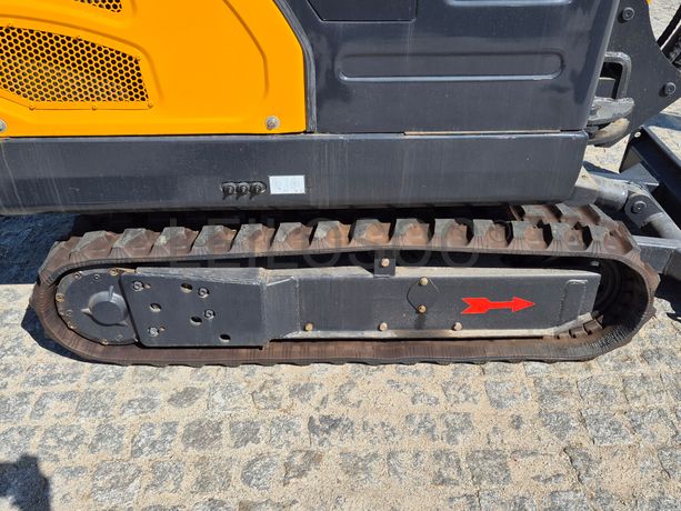 Mini Giratória Infront YFE20 · Ano 2023 