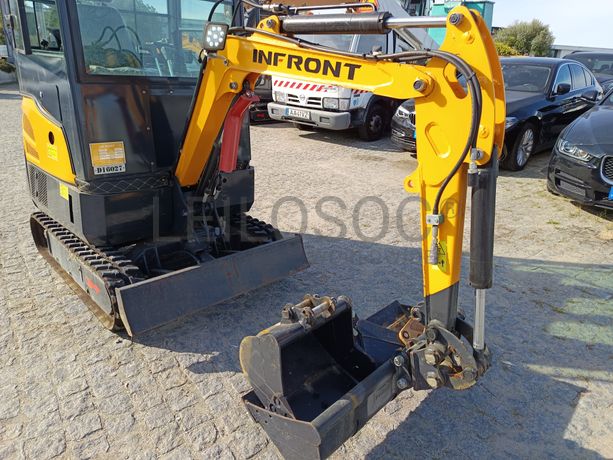 Mini Giratória Infront YFE16 · Ano 2022