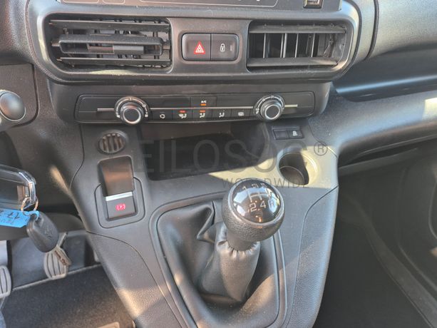 Peugeot Partner 1.5 Blue HDI XL · Ano 2020