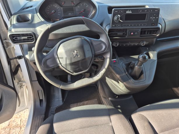 Peugeot Partner 1.5 Blue HDI XL · Ano 2020