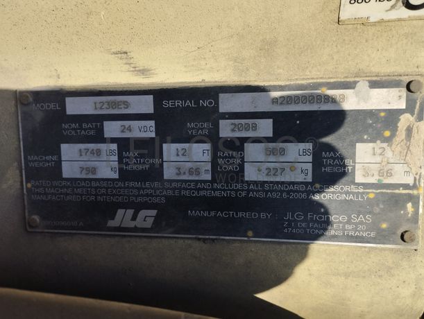 Plataforma elevatória - JLG/1230 ES