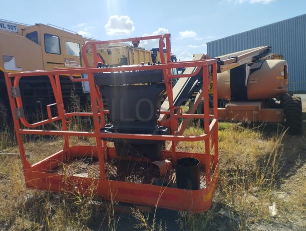 Plataforma Elevatória - JLG/600AJ