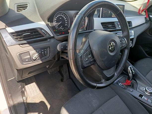 BMW X1 S Drive 16D · Ano 2019