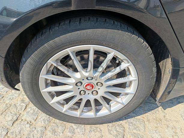 Jaguar XE · Ano 2016