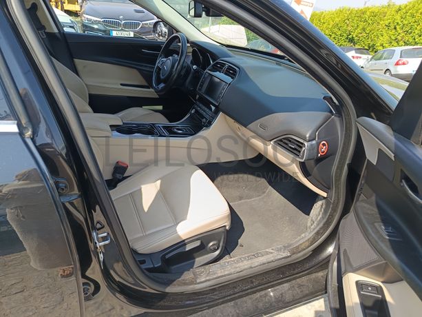 Jaguar XE · Ano 2016