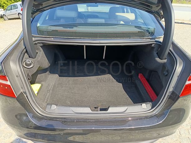 Jaguar XE · Ano 2016