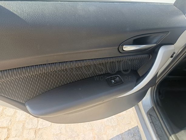 BMW 116D · Ano 2011