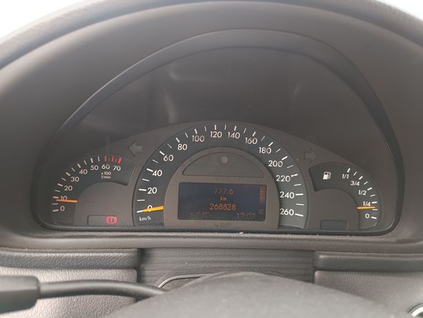 Mercedes-Benz C200 Kompressor · Ano 2000