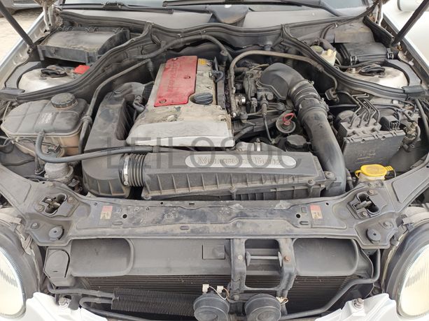 Mercedes-Benz C200 Kompressor · Ano 2000