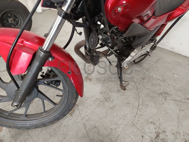 HONDA CB 125 F · Ano 2015