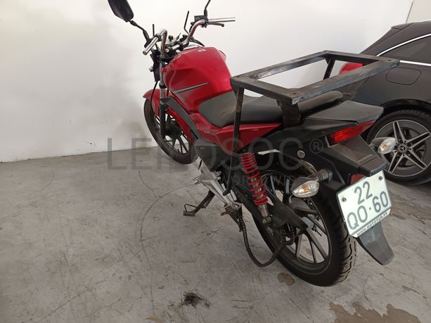 HONDA CB 125 F · Ano 2015