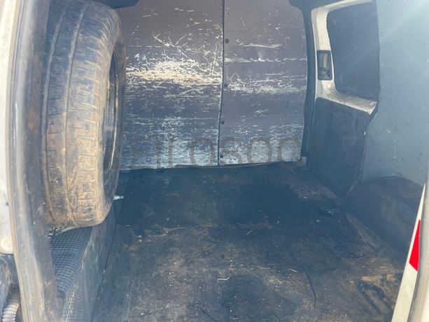 Volkswagen Caddy · Ano 2010 4X4