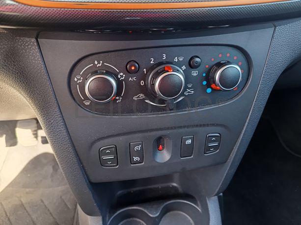 Dacia Sandero · Ano 2017