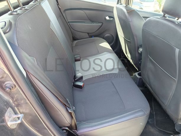 Dacia Sandero · Ano 2017