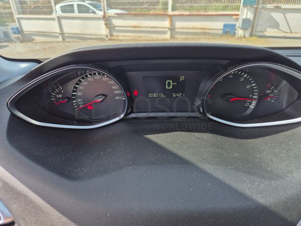 Peugeot 308 · Ano 2016