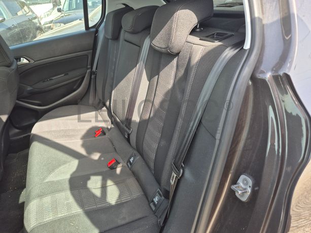 Peugeot 308 · Ano 2016