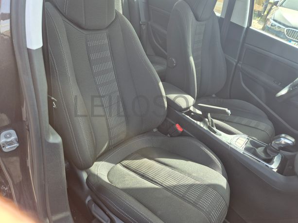 Peugeot 308 · Ano 2016