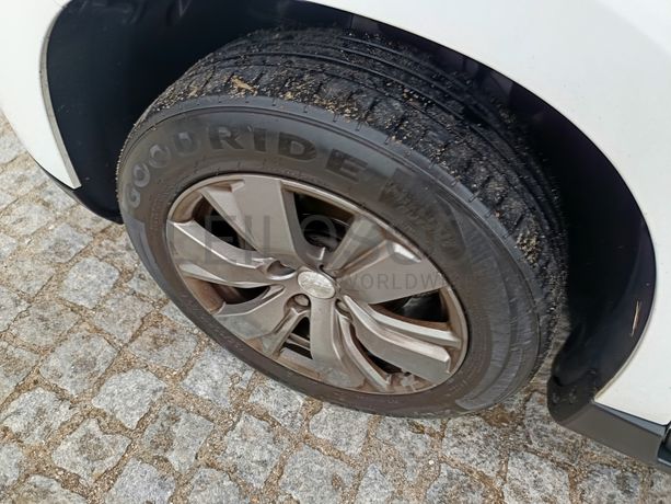 Peugeot 2008 · Ano 2018