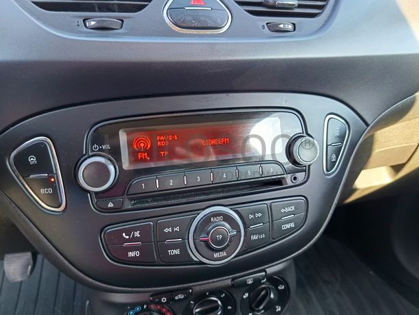 Opel Corsa 1.3 CDTI · Ano 2016