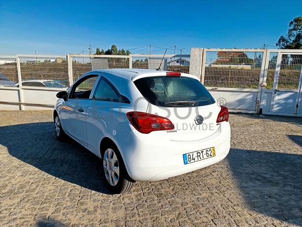 Opel Corsa 1.3 CDTI · Ano 2016