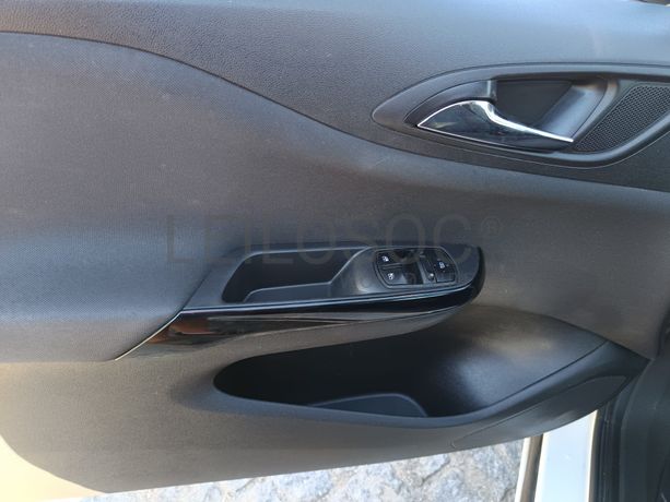 Opel Corsa 1.3 CDTI · Ano 2016