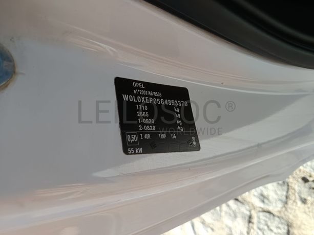 Opel Corsa 1.3 CDTI · Ano 2016