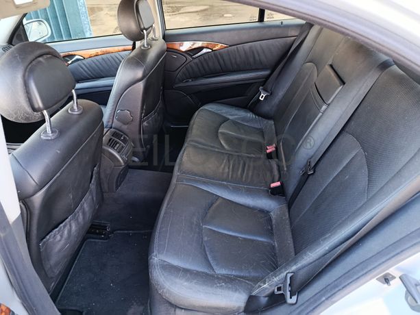 Mercedes-Benz E270 · Ano 2002