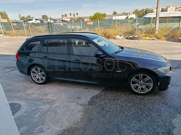 BMW 318D · Ano 2012