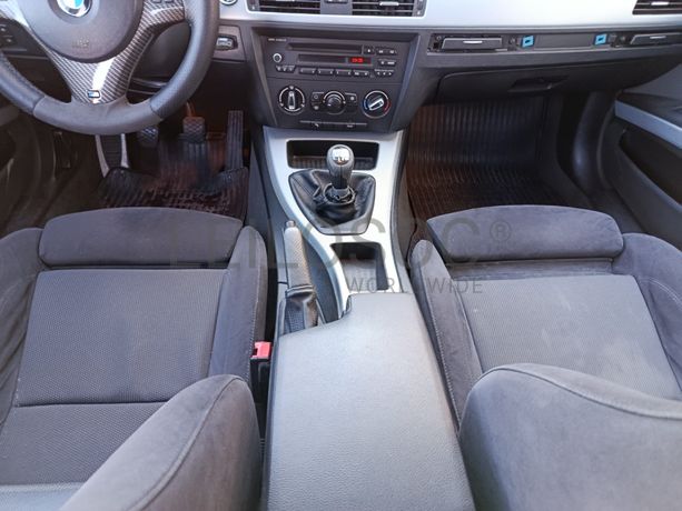 BMW 318D · Ano 2012