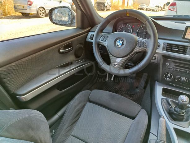 BMW 318D · Ano 2012