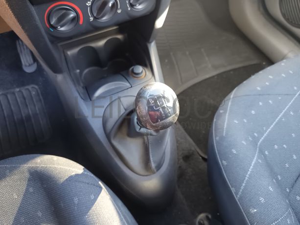 Renault Clio · Ano 2002