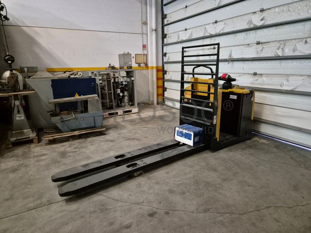 Porta-Paletes Yale MO20