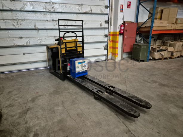 Porta-Paletes Yale MO20