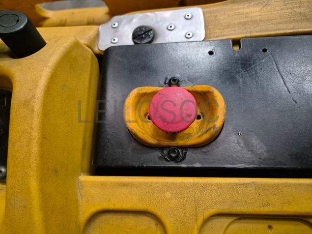 Porta-Paletes Yale MO20