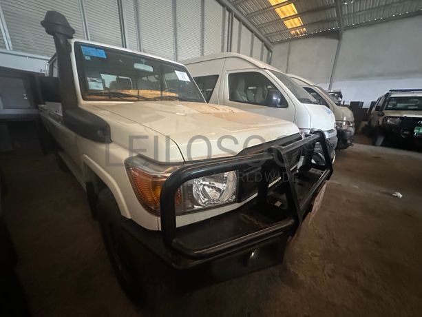 TOYOTA LC PICK-UP