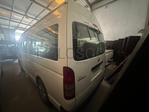 TOYOTA LC HIACE
