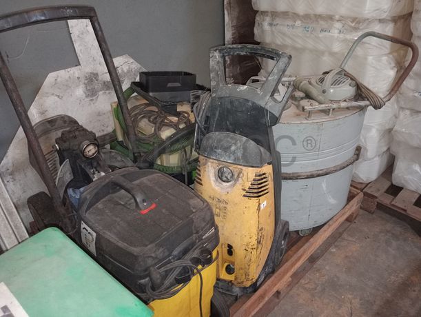 Máquinas de Lavar à Pressão · Aspiradores