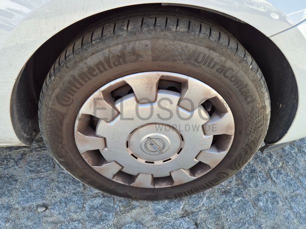 Opel Corsa E Van · Ano 2016