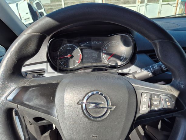 Opel Corsa E Van · Ano 2016