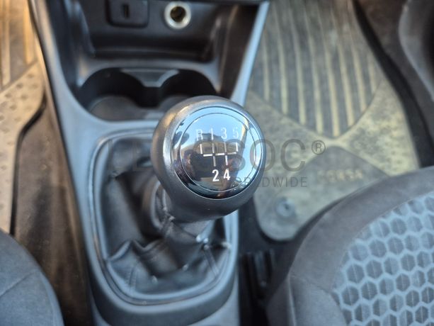 Opel Corsa E Van · Ano 2016