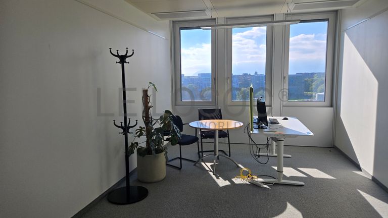 Espace de travail compact et design