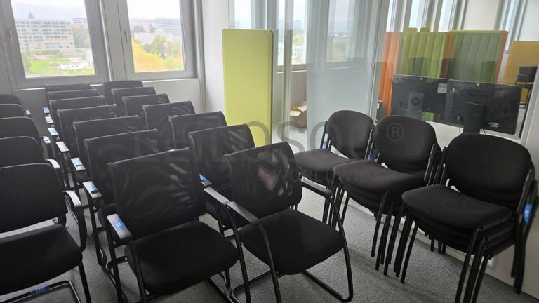 Ensemble complet de mobilier de bureau