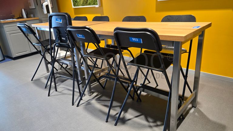 Ensemble pour espace de pause ou cafétéria