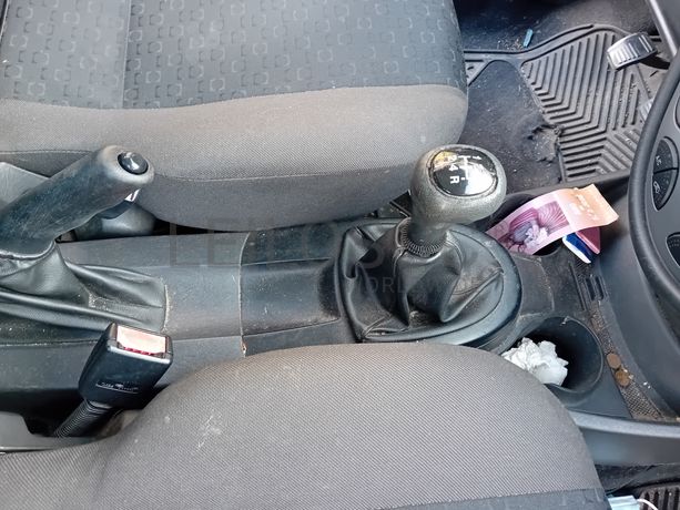 Ford Focus · Ano 2002