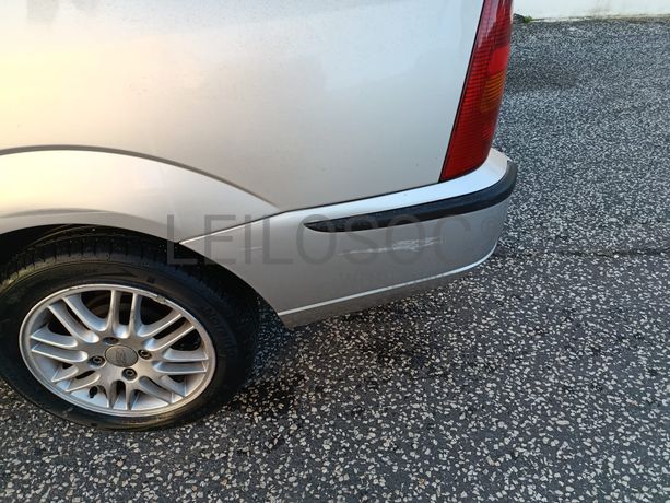 Ford Focus · Ano 2002