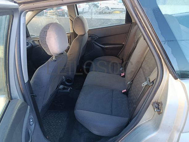 Ford Focus · Ano 2002