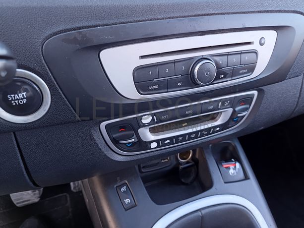 Renault Grand Scénic · Ano 2015