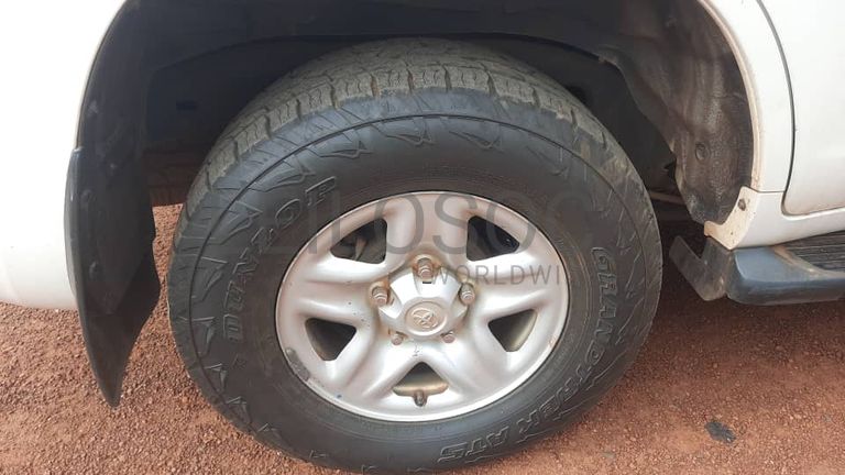 Toyota  Landcruser VX - VDJ200R-GNTEZ 2017